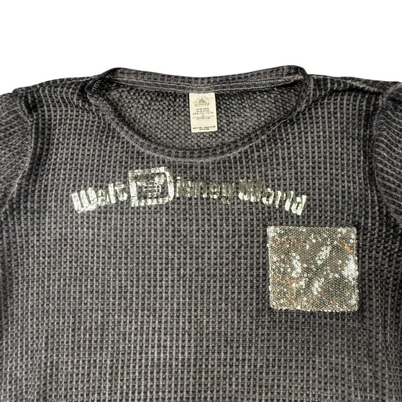 Walt Disney World Womens Faux Layered Thermal Top Size XXL 2XL Sequin Gray - Picture 2 of 9